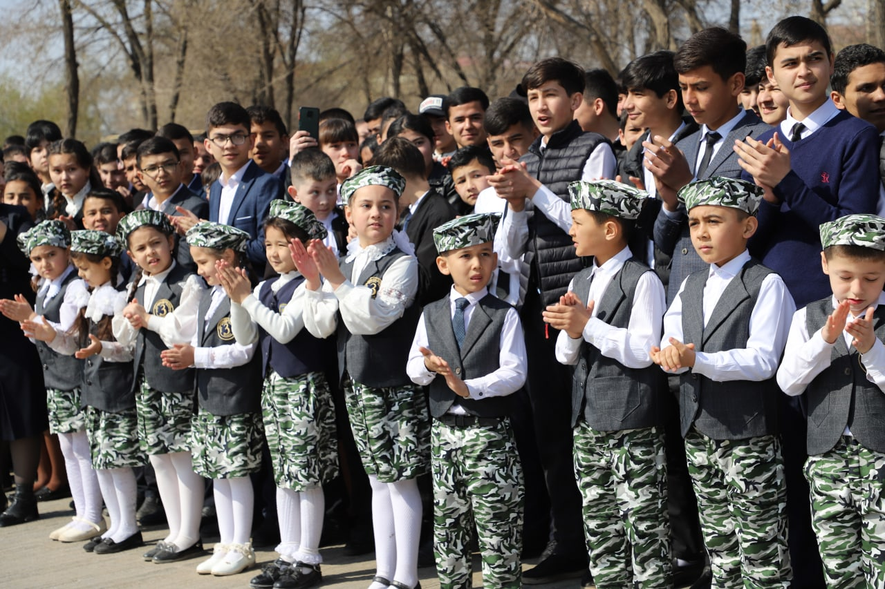 XIVA SHAHRIDA TEMATIK SINF FOYDALANISHGA TOPSHIRILDI